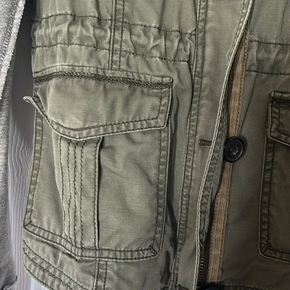 Abercrombie & Fitch Army green drawstring hooded jacket with grey knit sleeves - Picture 4 of 7